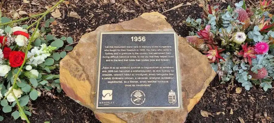 1956-os köztéri emléktábla (Sydney, Waverley Park, Bondi Road)