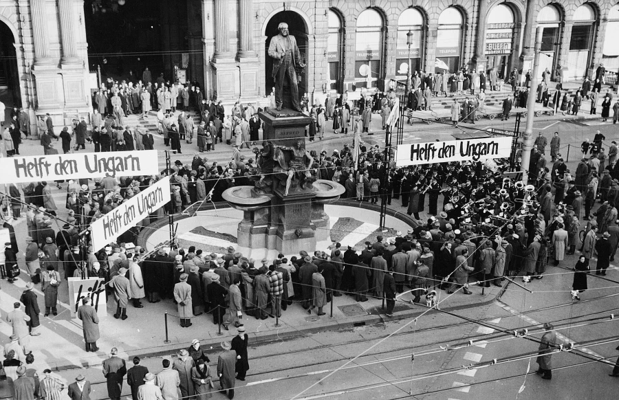 Protest to Help the Hungarians