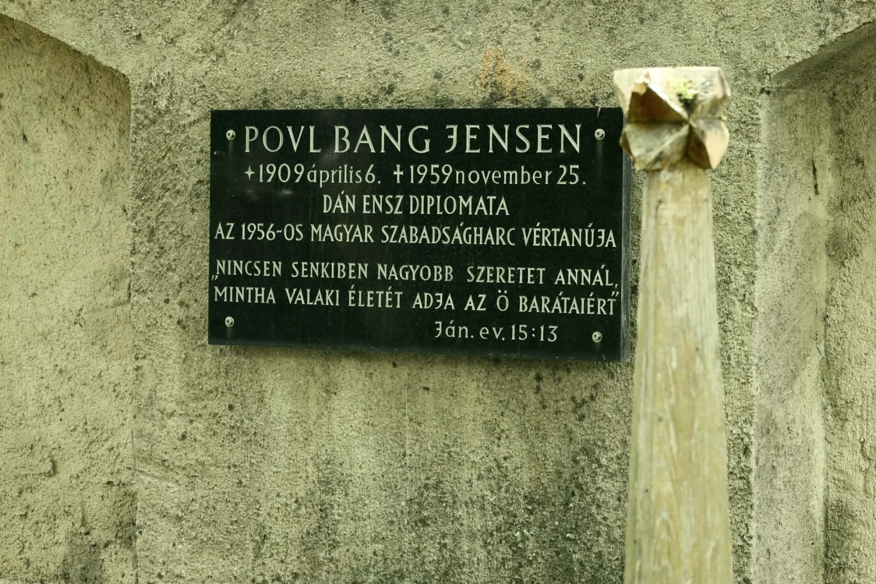 Commemorative plaque