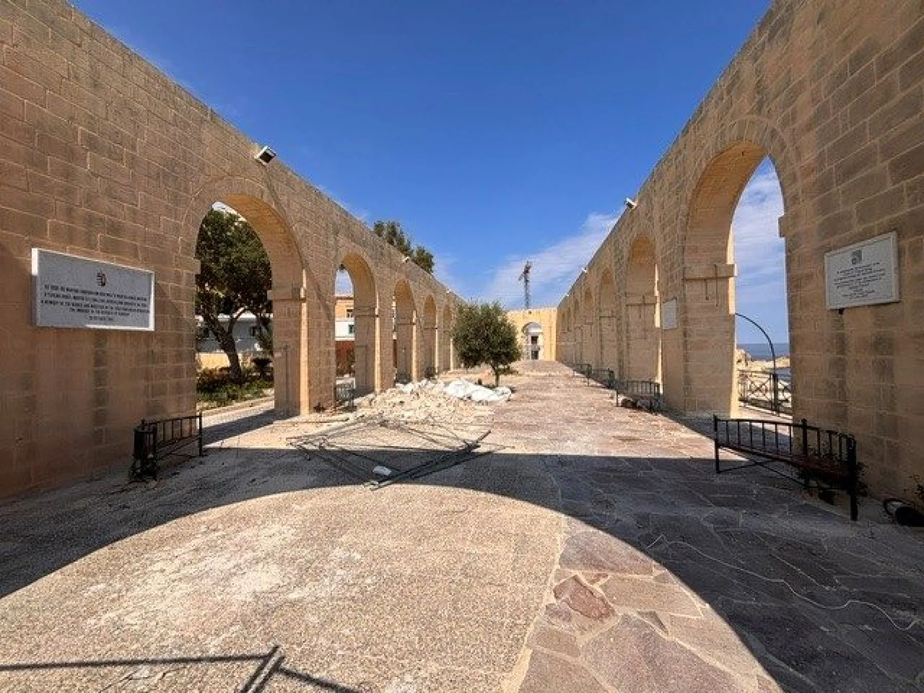 Emléktábla, Valletta
